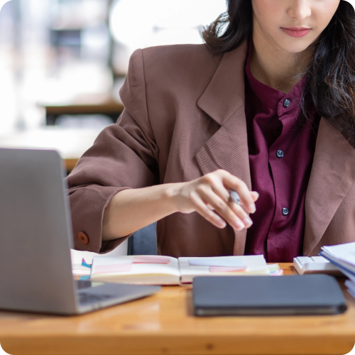 freelancer-happy-business-asian-woman-in-knitwear-2023-02-11-00-18-22-utc@2x